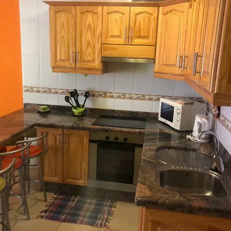 Arco Iris Al Mar Apartment *